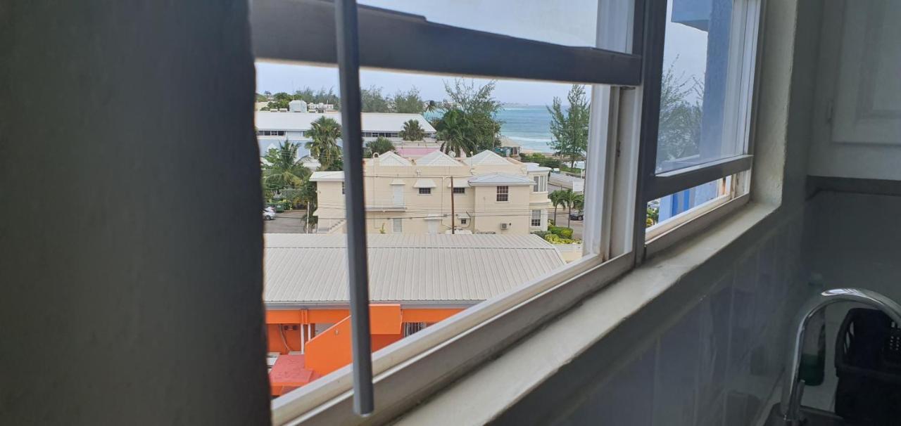 Hastings Towers 4D - Studio Apt Opp Beach Bridgetown Eksteriør bilde
