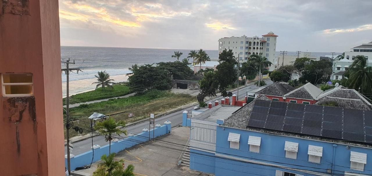 Hastings Towers 4D - Studio Apt Opp Beach Bridgetown Eksteriør bilde